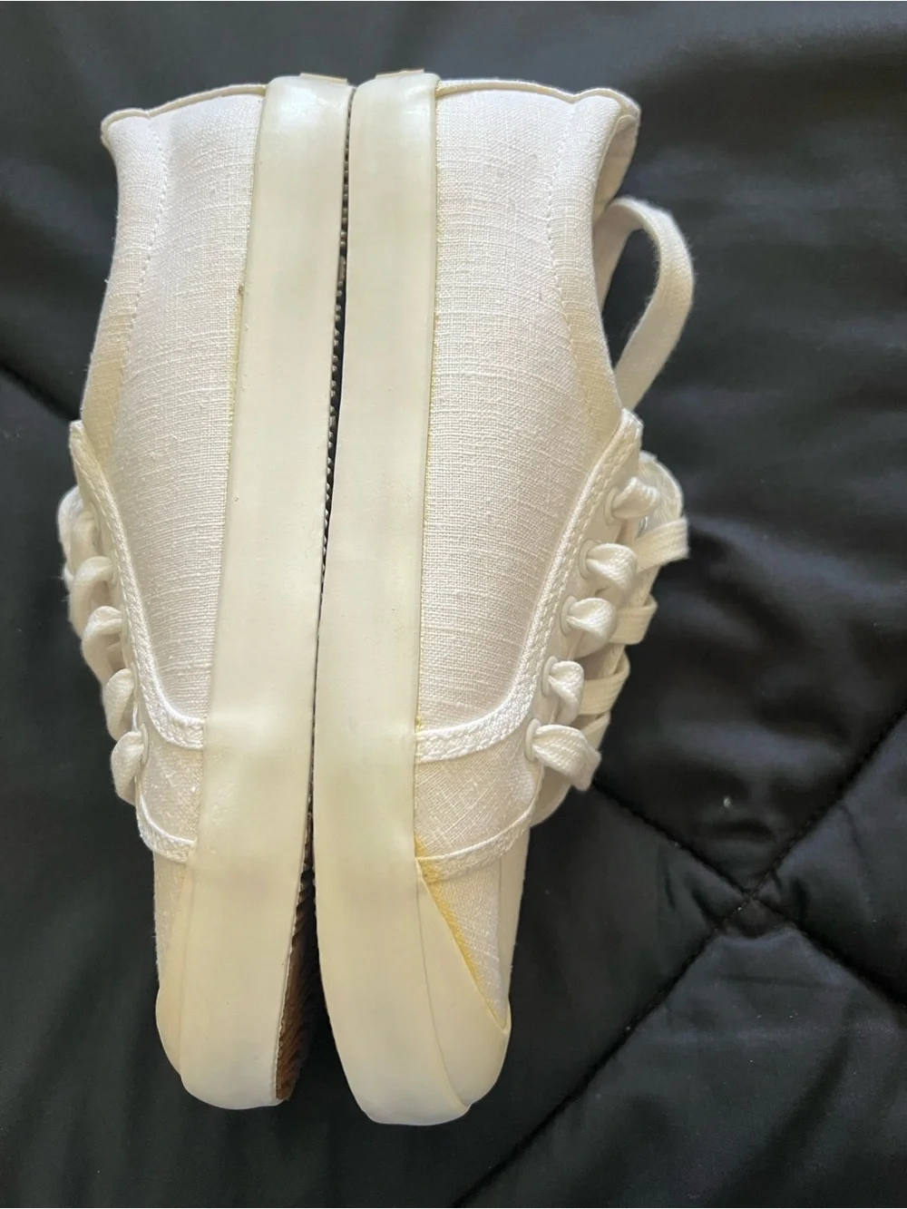 Tommy Bahama Women's White Canvas Low-Top Sneakers